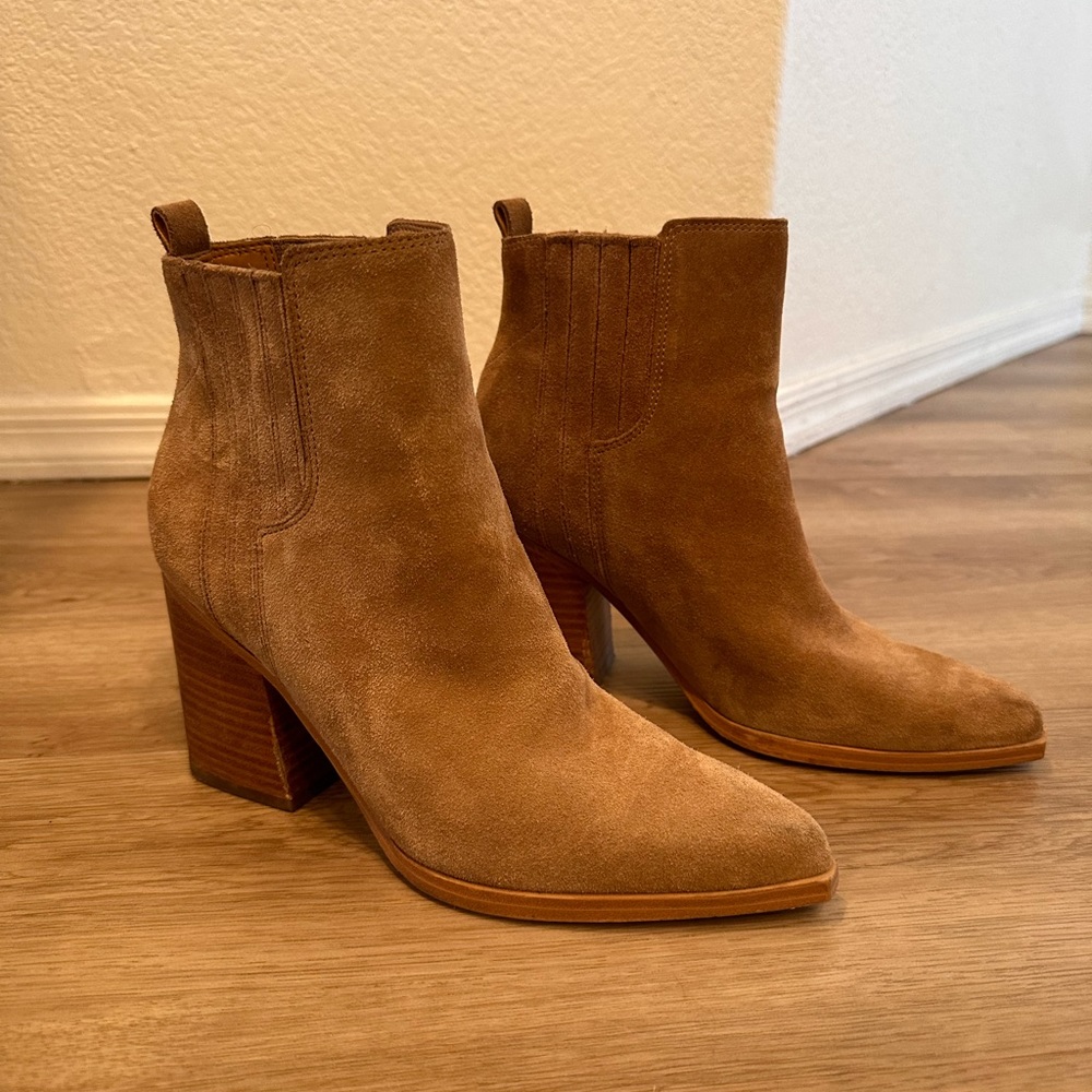 MARC FISHER LTD ALVA POINTY TOE BOOTIE